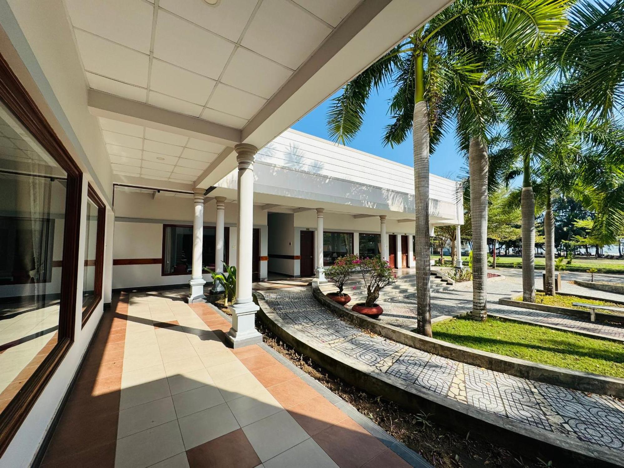 Dat Lanh Beach Resort Lagi Bagian luar foto